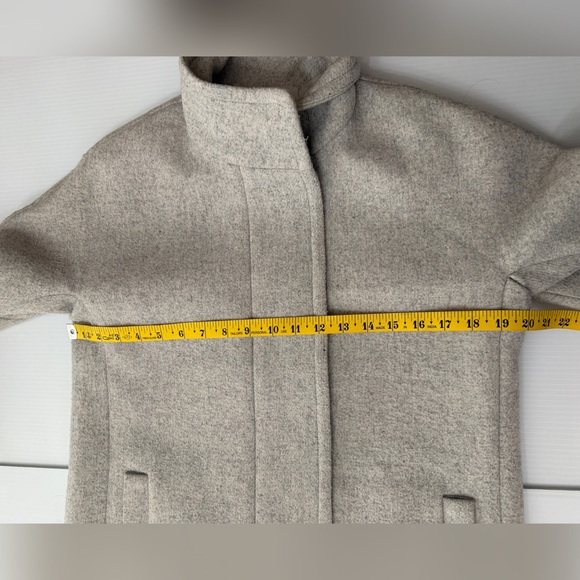 J. Crew Light Gray Factory Wool Blend City Coat Size 4 - Picture 11 of 13